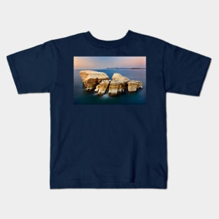 No man's island Kids T-Shirt